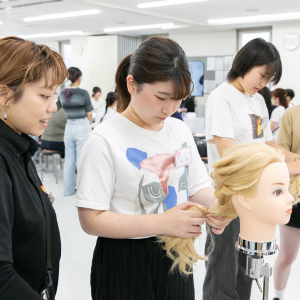 関西美容専門学校の説明会