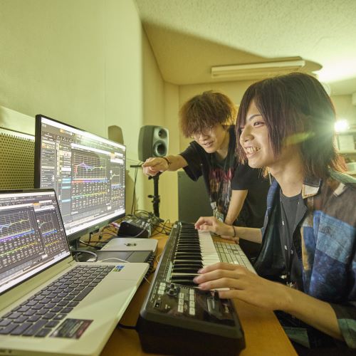 国際音楽・ダンス・エンタテイメント専門学校