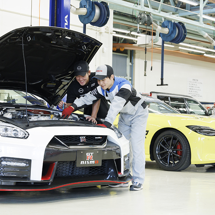 専門学校 日産栃木自動車大学校1