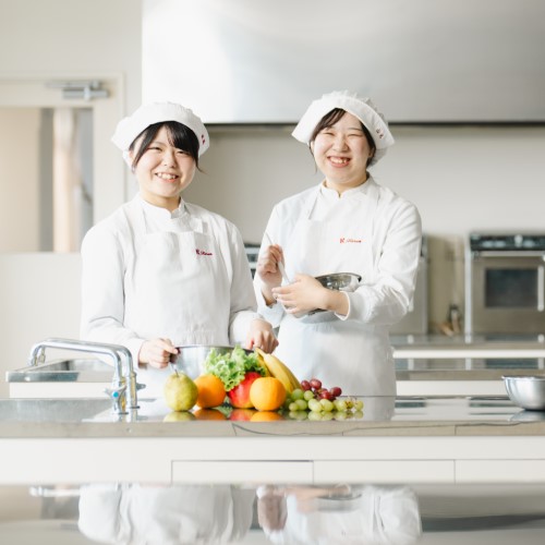 香蘭女子短期大学