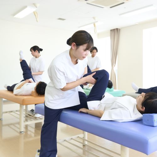 群馬医療福祉大学4
