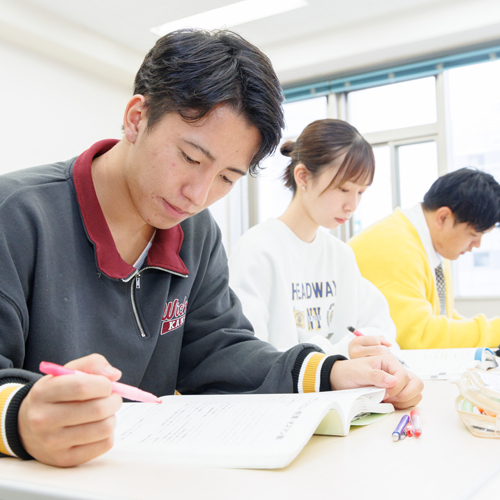 横浜公務員＆ＩＴ会計専門学校