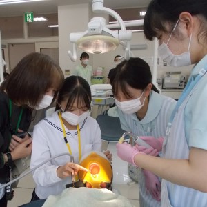 久留米歯科衛生専門学校