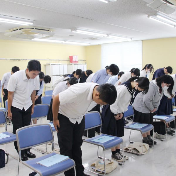 熊本電子ビジネス専門学校