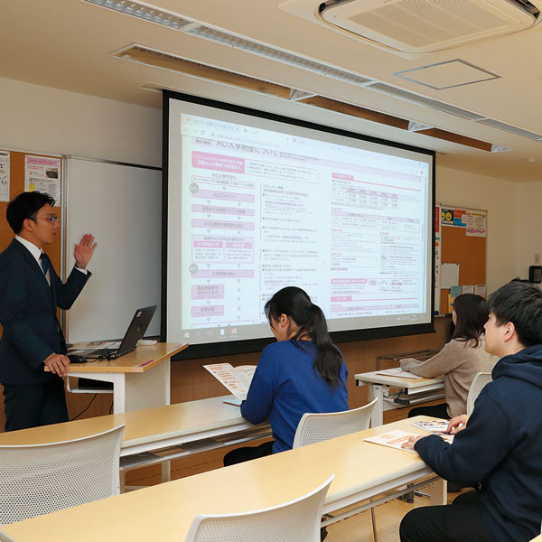 入試説明会・特待生入試セミナー／大阪こども専門学校