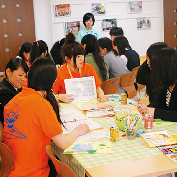 沖縄こども専門学校