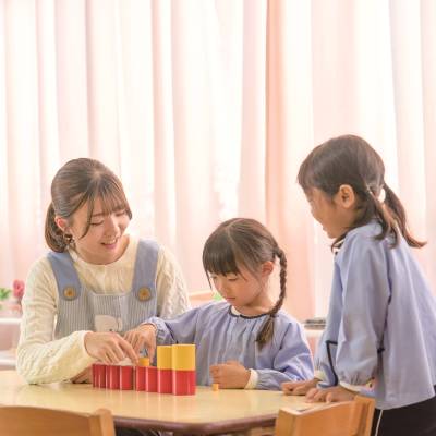 大阪信愛学院大学