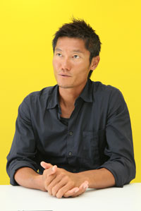 朝日 健太郎選手写真