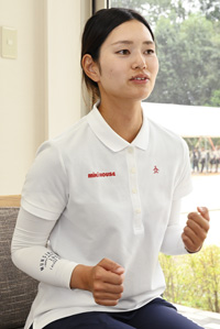 川中 香緒里さん写真