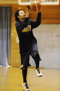 田臥 勇太選手写真