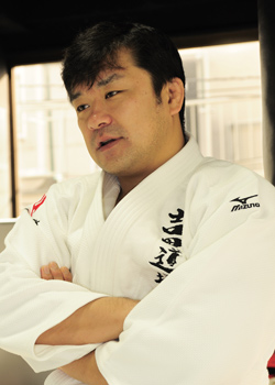 吉田 秀彦さん写真