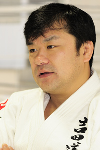 吉田 秀彦さん写真