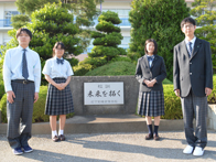 石下紫峰高等学校の制服