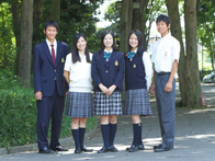 流通経済大学付属柏高等学校の制服