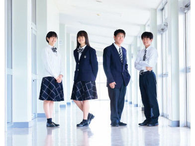 名古屋大谷高等学校の制服