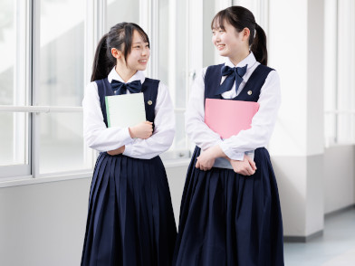 椙山女学園高等学校の制服