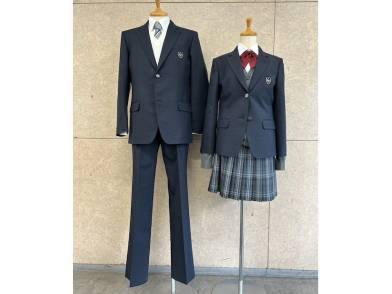 洛陽総合高等学校の制服