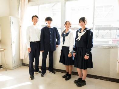尾道北高等学校の制服