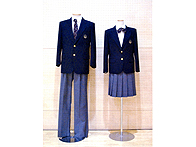 南葛飾高等学校の制服