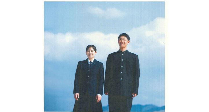 浮羽究真館高等学校の制服