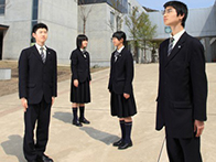 横手清陵学院高等学校の制服