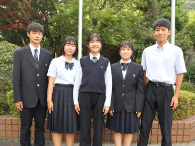 門司学園高等学校の制服