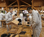 熊本県　球磨工業高校　建築科伝統建築コース、伝統建築専攻科のみなさん3