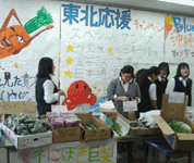 神奈川県 川崎総合科学高校 デザイン科1年生と情報工学科3年生のみなさん3