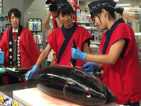 愛媛県　宇和島水産高校　フィッシュガールのみなさん2
