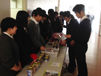東京都 明治学院東村山高校 有志ボランティア・チームのみなさん2
