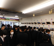 長野県 伊那市立伊那中学校 1年生と2年3組のみなさん4