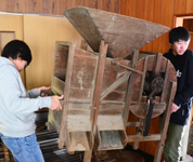 福井県 かつやま子どもの村中学校 道具館プロジェクトのみなさん2