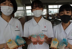熊本県 熊本農業高校 畜産科研究班のみなさん1