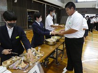 愛媛県 宇和島東高校津島分校 家庭クラブのみなさん2