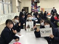 青森県 弘前実業高校 服飾デザイン科3年生のみなさん1