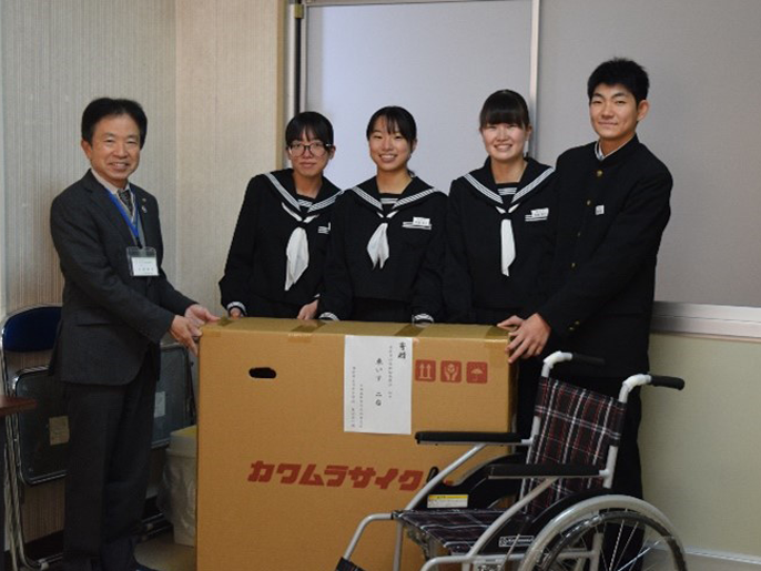 愛媛県　西条市立河北中学校　生徒会のみなさん4