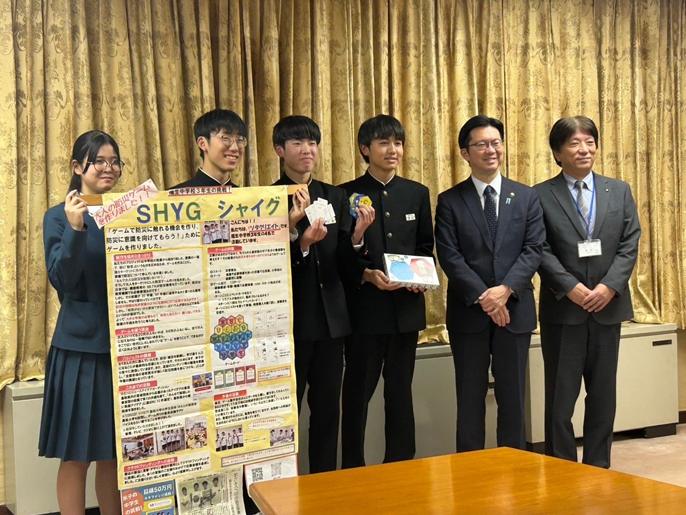 鳥取県　米子市立福生（ふくいけ）中学校　「ソタクリエイト」のみなさん7