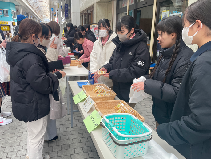 高知県　幡多（はた）農業高校　生活コーディネート科３年生のみなさん10