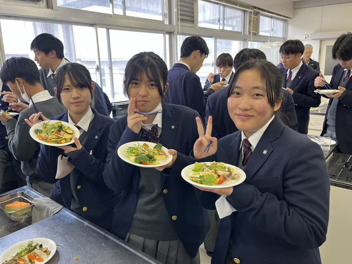 岡山県　東岡山工業高校　東工アルテミスプロジェクトのみなさん5