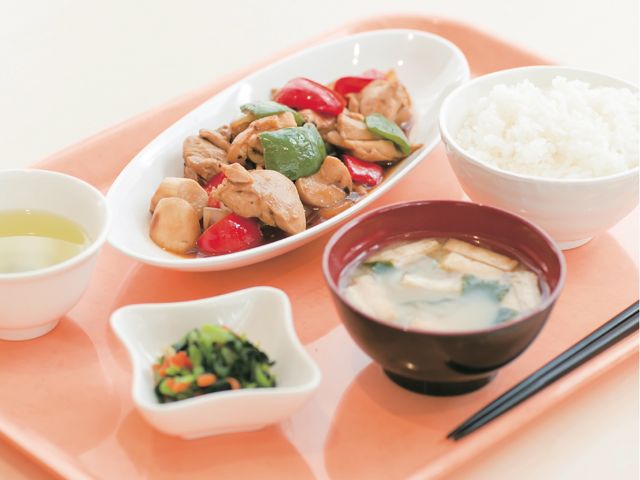 京都ノートルダム女子大学の学食