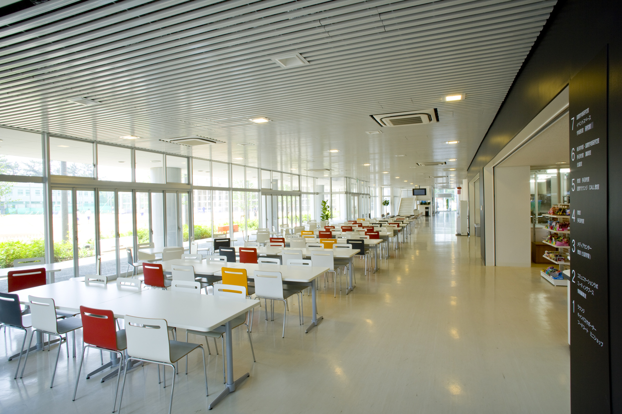 敬愛大学の学食