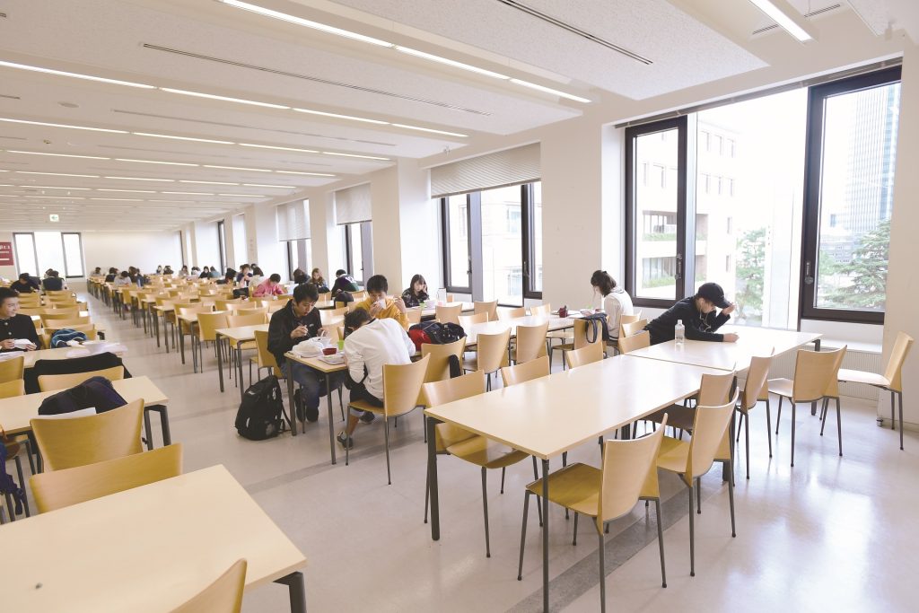 上智大学の学食