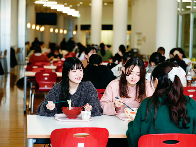 岡崎短期大学の学食