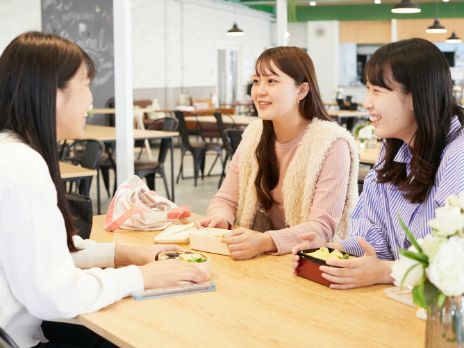 大阪キリスト教短期大学の学食