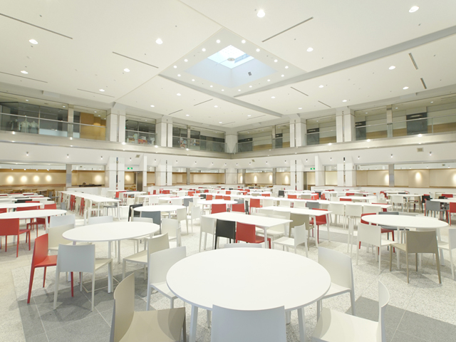 洗足こども短期大学の学食