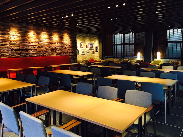 福岡女子短期大学の学食