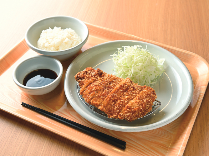 佛教大学の学食