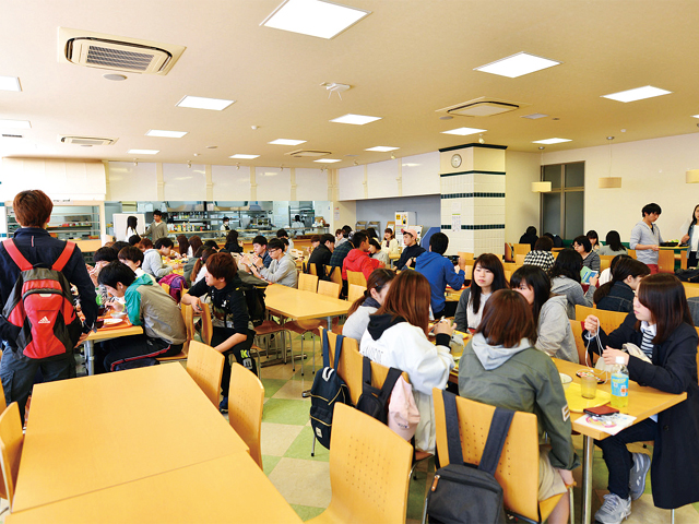 別府大学の学食