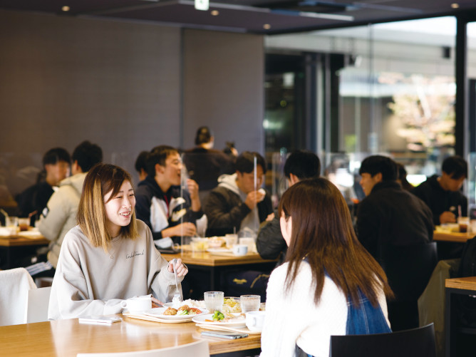 松山大学の学食