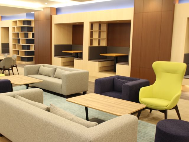 純真短期大学の学食